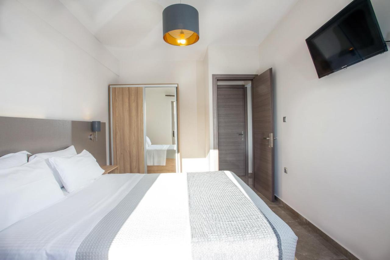 Vardians Villas & Suites カリストス エクステリア 写真